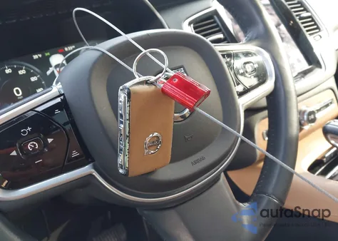 2018 Volvo Xc90 T6 Inscription z USA, uszkodzony, nr VIN YV4A22PL5J1197265